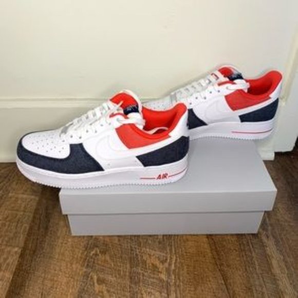 Nike Air Force 1 ‘07 LX Sneakers